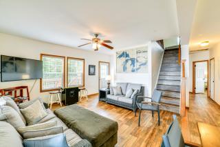 House on Oneida Lake on Lewis Point in Canastota - 4