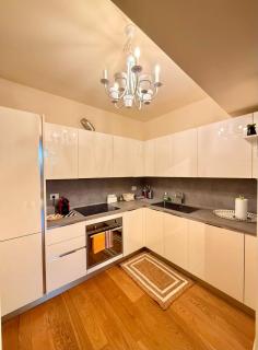 Palazzo Foresi by Strozzi 120m Luxury Apartment - 4