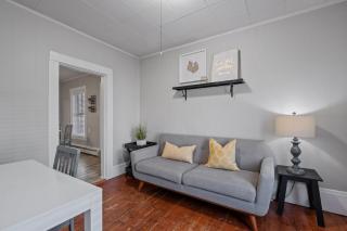 Perfect Size For Short & Mid Term Stays - 0