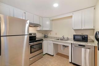 Best Western Inn & Suites Rutland-Killington - 3