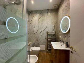 Valverde Apartments and Room - 5