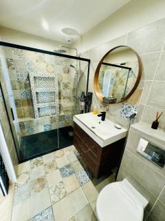 Chambre privée, proche Aéroport et Airbus - 6