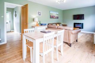 Marshmallow - 2 Bedroom Cottage - Oxwich - 3