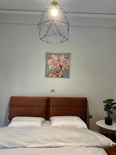 Modern stay-10 mins from the city center- 5 mins from the beach - 8