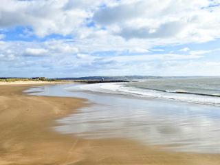 Seascape Retreat - 3 Bedroom Flat - Porthcawl - 4