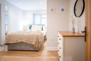Seascape Retreat - 3 Bedroom Flat - Porthcawl - 3