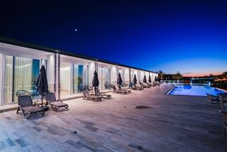 Lumeris lakeview Suites and SPA - 3