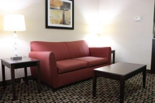 Holiday Inn Express Hotel & Suites Crawfordsville by IHG - 1