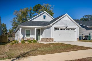 Tally Cozy Craftsman Near Football Parks Lake & Airport - 9