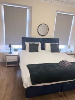 Apartment 3- 216 high Street - 4