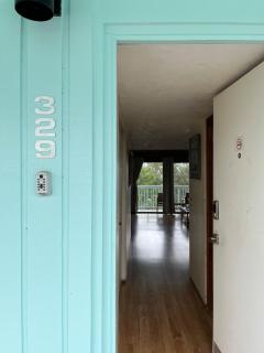 Quaint Condo 329 - 0