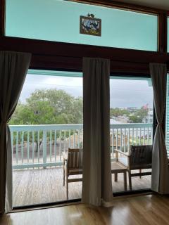 Quaint Condo 329 - 5