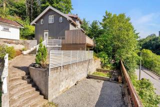 Luxury & Central Arendal Home - 9