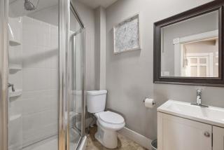 Sleek & Bright 1st Flr Studio Short -Midterm Stays - Manchester - 3