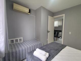 Aptos em prédio a 500m da Praia de Canasvieiras - GALs - 1