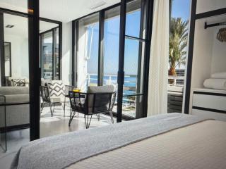 Boutique apt& sea view - 6