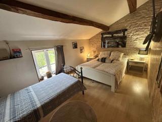 Ancien Corps de Ferme à la Campagne - 4