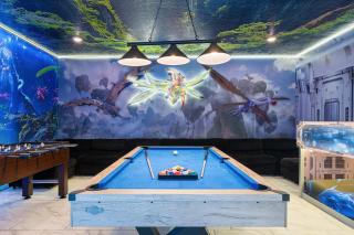 Family Oasis: Pool, Themed Rooms & Resort Access - 3