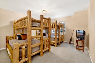 Castle Glen Gem #2220 - 7