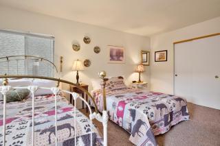 Idle hours inn #1945 - 4