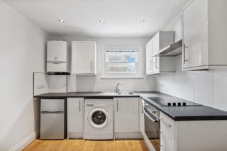 Modern 1-Bed Flat Steps To Brixton Tube - 9