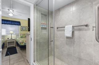 Oceania Beach Club - 4