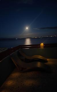 Loft Above the Blue - 9