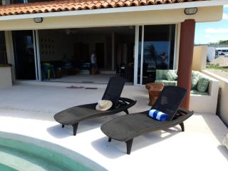 New Beachfront Villa in Playa Blanca - 9