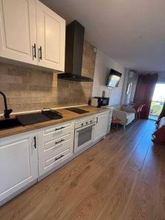 Jacaranda Sunset Aparment - By Budha - 2