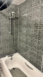 Modern 1-Bed Flat in Crystal Palace Sydenham - 4