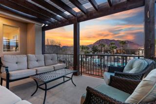33| Poolside Retreat in St George with 3 Deck Views - 8