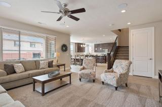 105| Waterpark in St George with Hot Tub and Views - 9