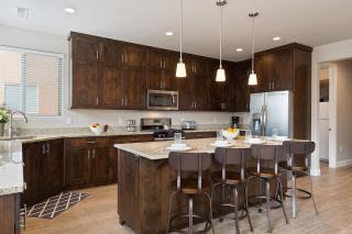 105| Waterpark in St George with Hot Tub and Views - 7