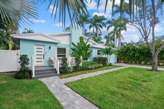 Blue Tide Bungalow - 7