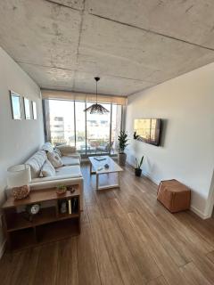 An oasis in the middle of the noise - 0