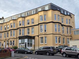 Rivelyn Hotel Bar & Restaurant - 0