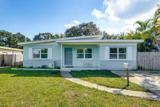 Convenient Oasis in St Pete, 4 Mi to Pier and Dtwn! - 7