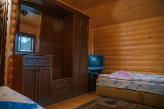 Смерекова Хата - 8