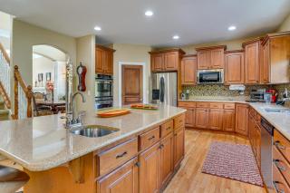 Upscale Group Getaway in Orem with Private Hot Tub - 4