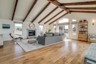 Steps to Ocean Luxe Family Home in Half Moon Bay! - 5