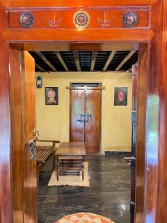 Aravanazhi tharavadu - 2