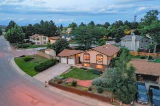 Colorado Retreat with Pikes Peak View - 7
