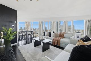 Stylish 2BR Downtown Escape Prime Victoria Spot - 4