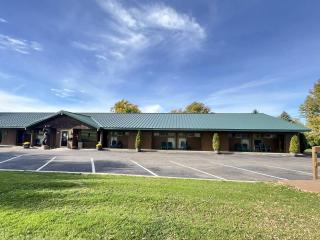 Windjammer Lodge - 3