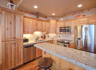 Palisades Lodge Suite 207 - 6