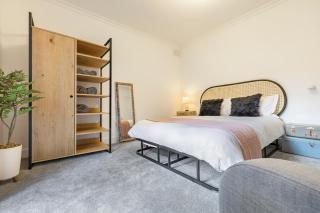 Spacious 2 Bed - Tower Bridge - Free Parking - SE1 - 6