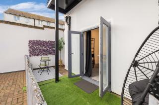 Spacious 2 Bed - Tower Bridge - Free Parking - SE1 - 5