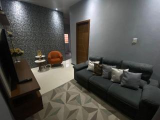 Casa espaçosa e acessível perto da GreenZone - 0