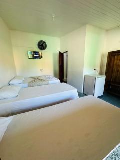 Pousada Flor de Ipê - Arraial d'Ajuda - a 100m da Rua do Mucugê - principal Rua da cidade - 2