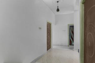 Hotel O K K Guest House - 8